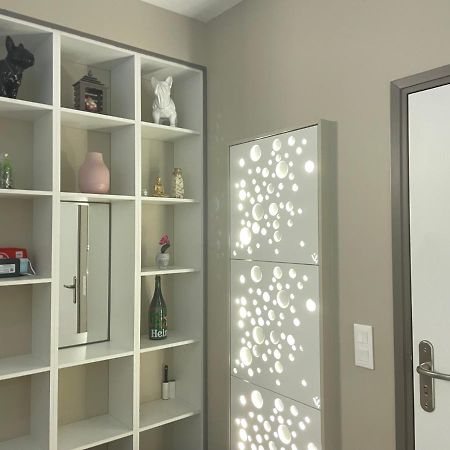 Luxurious Flat In Bondy,アパートメント エクステリア 写真