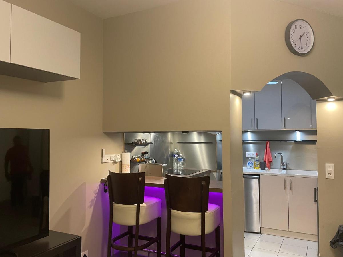 Luxurious Flat In Bondy,アパートメント エクステリア 写真