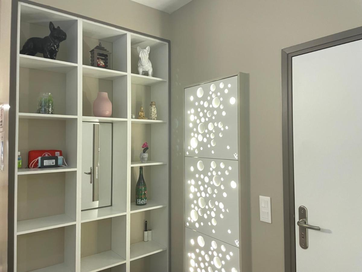 Luxurious Flat In Bondy,アパートメント エクステリア 写真